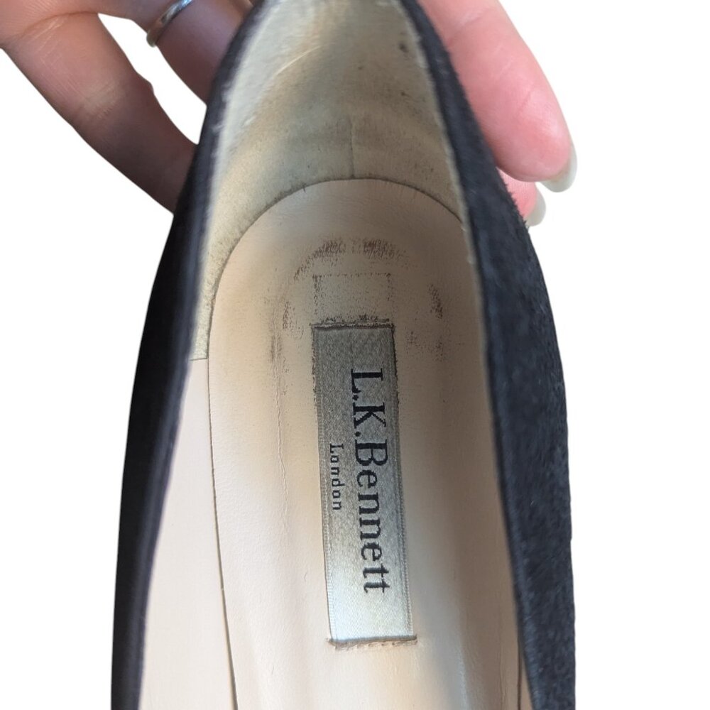 LK Bennett Black Suede Block Heel Pumps – EU 37 (US 6.5) - Picture 4 of 9